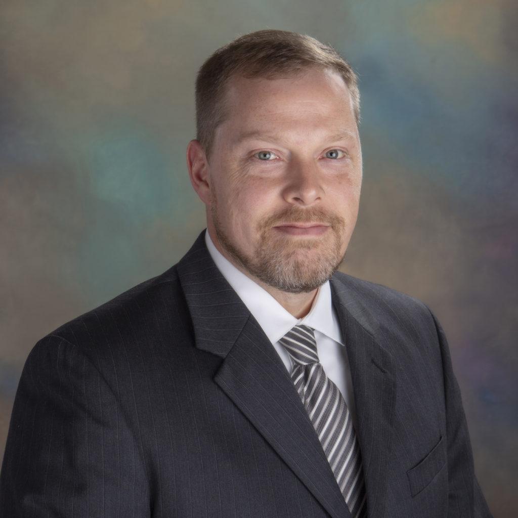 Powell Valley National Bank Promotes Lee Houston Powell Valley